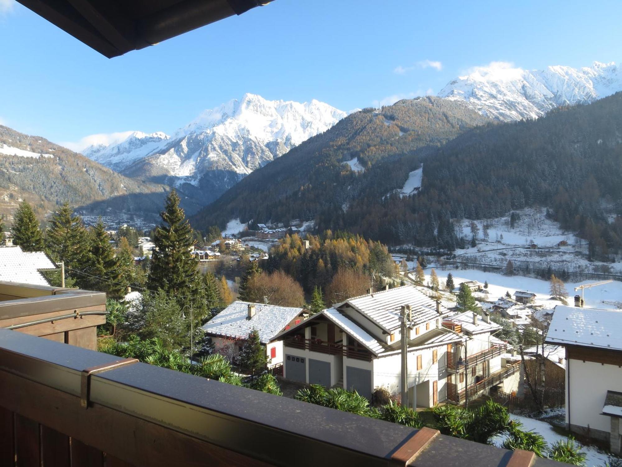 Hotel Garni Sorriso Ponte Di Legno Exteriör bild